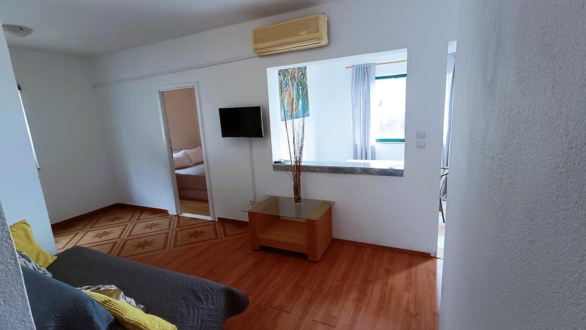 מאקרסקה Apartments Ella מראה חיצוני תמונה