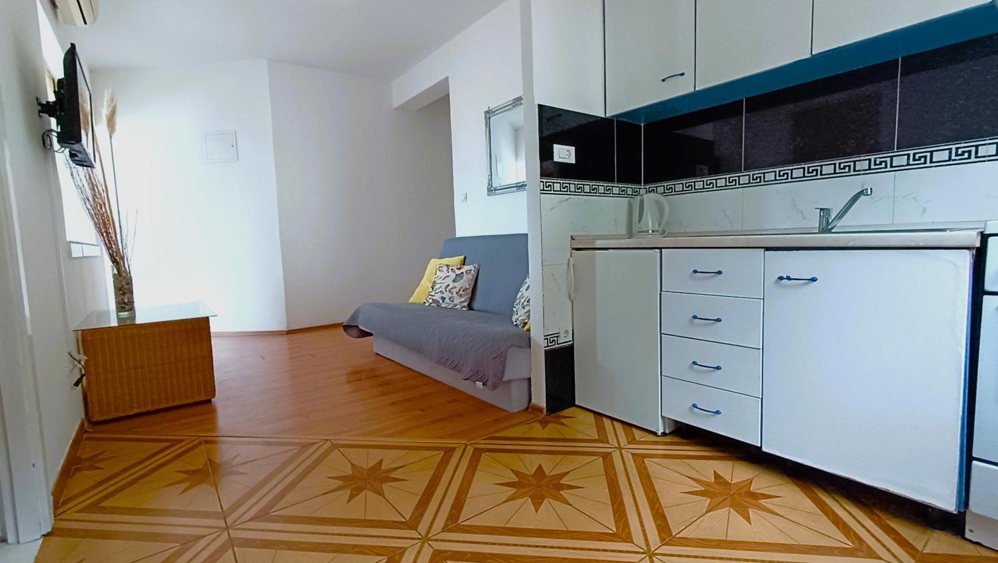 מאקרסקה Apartments Ella מראה חיצוני תמונה