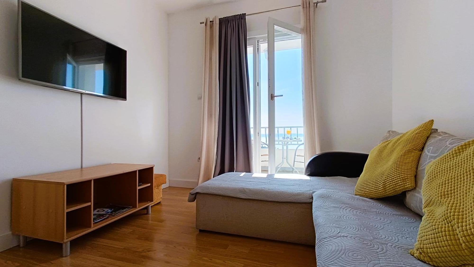 מאקרסקה Apartments Ella מראה חיצוני תמונה