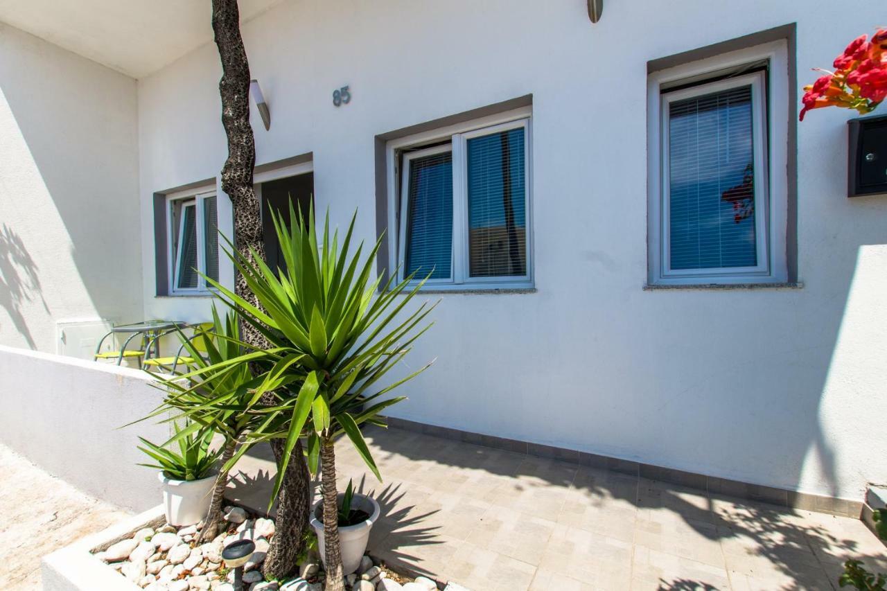 מאקרסקה Apartments Ella מראה חיצוני תמונה